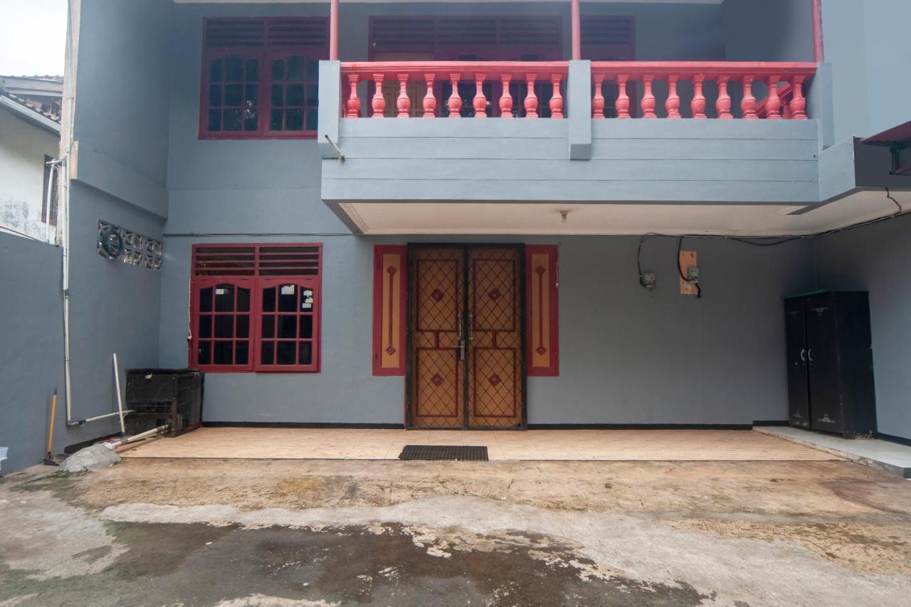 Hotel Oyo Life 3034 Taman Melati Depok Zewnętrze zdjęcie